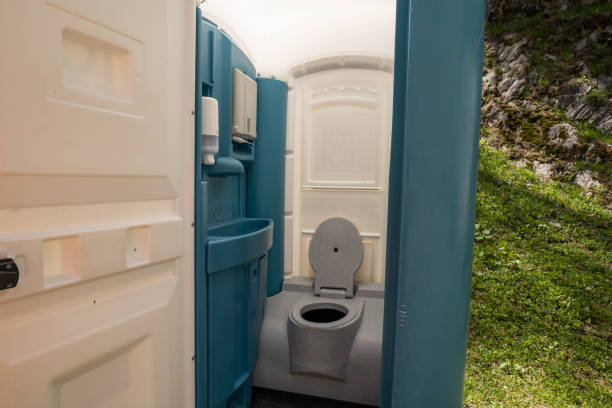 Best Affordable portable toilet rental  in Plains, KS